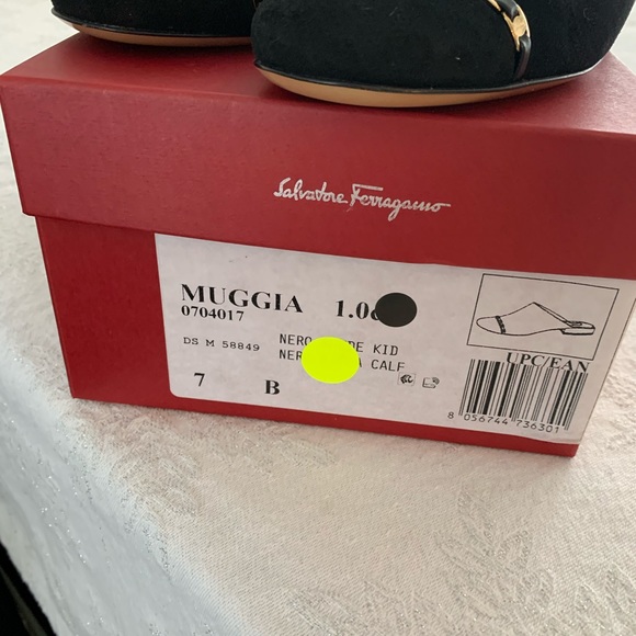 Ferragamo mules - Picture 3 of 4